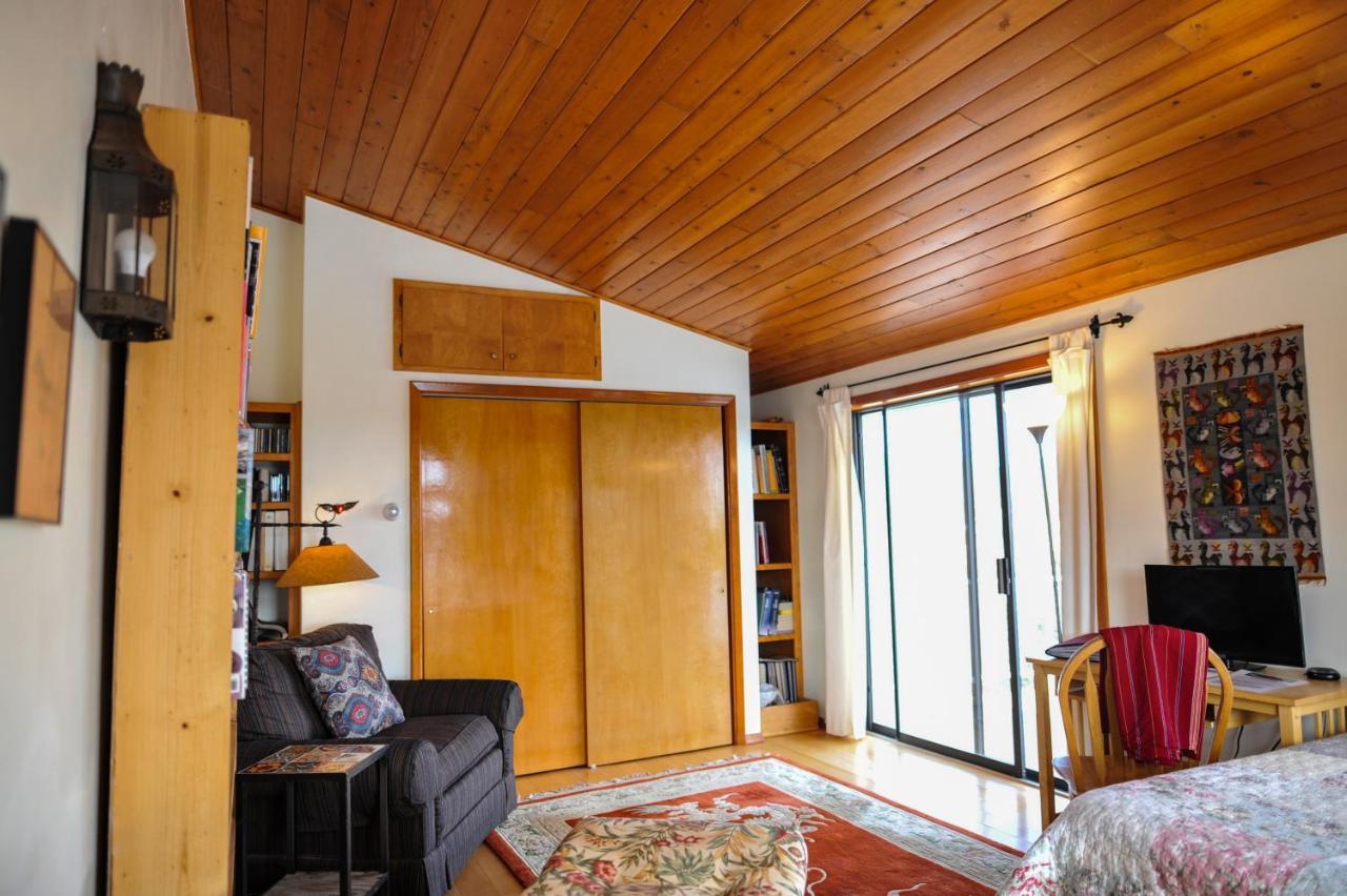 Апартаменты Heart And Wings Retreat Center Силвер-Сити Экстерьер фото