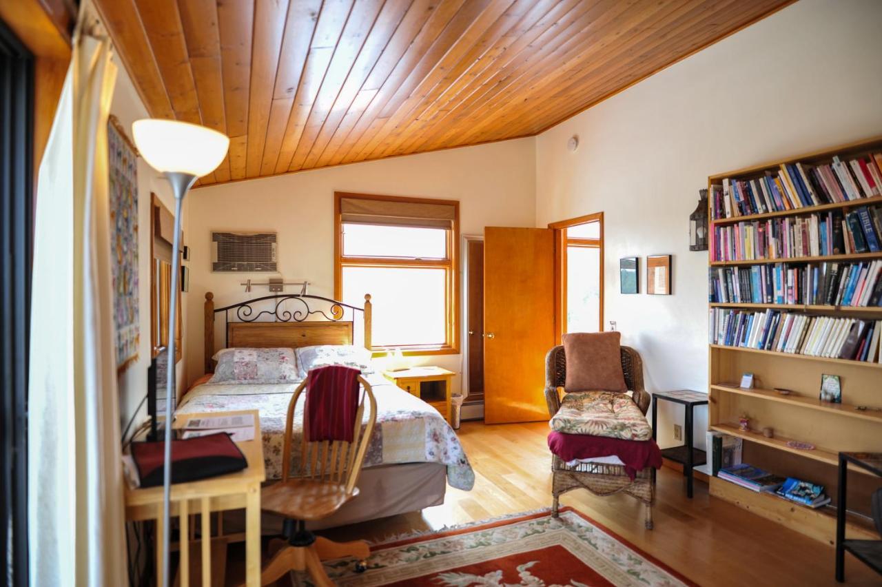 Апартаменты Heart And Wings Retreat Center Силвер-Сити Экстерьер фото